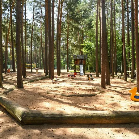 Waldcamping Am Brombachsee 度假居